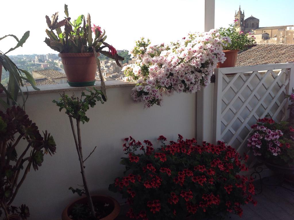 Attico Da Rosa Con Vista Spettacolare A 360 Gradi Apartment Caltagirone Exterior photo